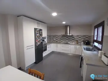 4 bedroom House for Sale in Los Pacos-85808