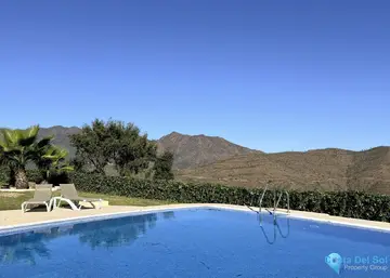 3 bedroom House for Sale in Elviria-21239