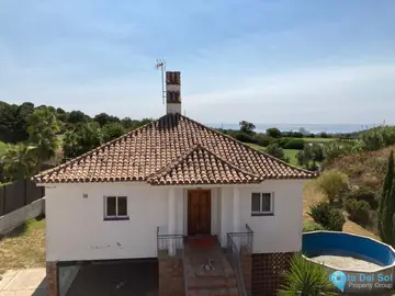 3 bedroom House for Sale in Estepona-85888