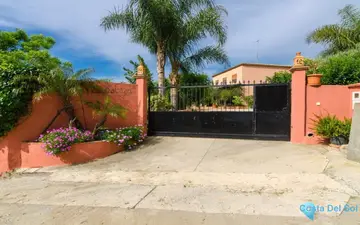 4 bedroom House for Sale in Estepona-85951