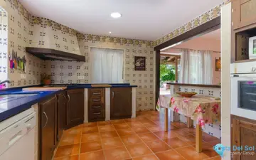 4 bedroom House for Sale in Estepona-85966