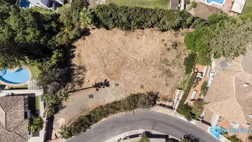 1306m2 Plot for Sale in El Rosario-86003