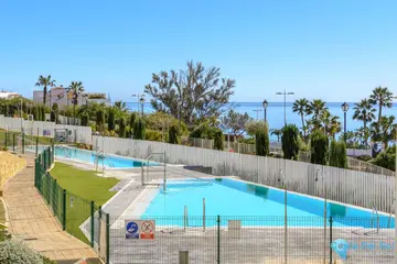 3 bedroom Apartment for Sale in Torrequebrada-86113