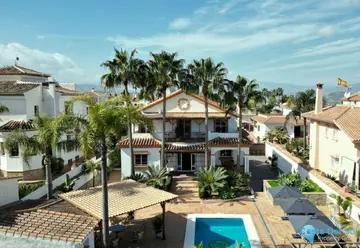 4 bedroom House for Sale in Alhaurín el Grande-86146