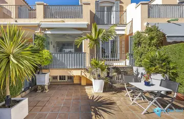 3 bedroom House for Sale in Marbella-86174