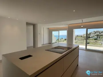 4 bedroom House for Sale in Torrequebrada-86266