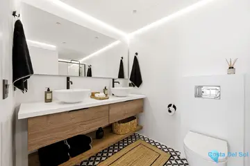 3 bedroom Apartment for Sale in Torrequebrada-86328