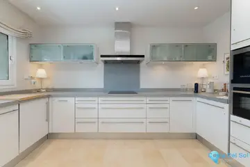 2 bedroom Apartment for Sale in Fuengirola-86449