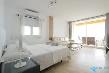 2 bedroom Apartment for Sale in Puerto de Cabopino-82170