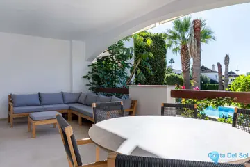 2 bedroom Apartment for Sale in Nueva Andalucía-82174