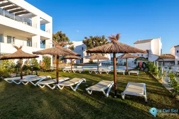 4 bedroom Apartment for Sale in Altos de los Monteros-86578