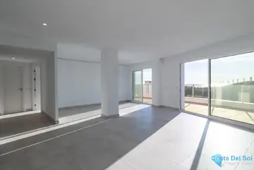 4 bedroom Apartment for Sale in Altos de los Monteros-86579