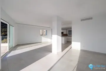 4 bedroom Apartment for Sale in Altos de los Monteros-86582