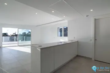4 bedroom Apartment for Sale in Altos de los Monteros-86587
