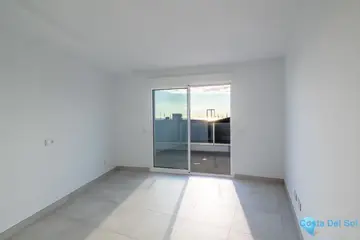 4 bedroom Apartment for Sale in Altos de los Monteros-86590