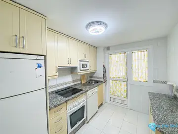 2 bedroom Apartment for Sale in The Golden Mile-86644