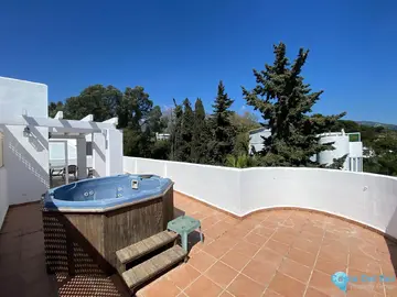 2 bedroom Apartment for Sale in The Golden Mile-86641