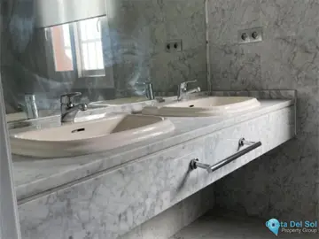 4 bedroom House for Sale in Marbella-88805