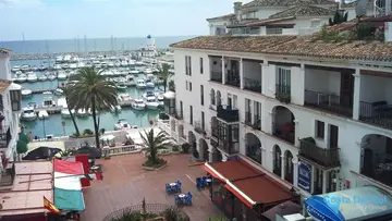 5 bedroom Apartment for Sale in La Duquesa-14369