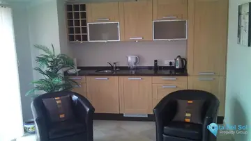 5 bedroom Apartment for Sale in La Duquesa-14367