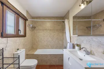 3 bedroom House for Sale in Mijas Golf-86696