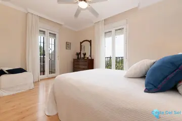 4 bedroom House for Sale in Málaga-86760