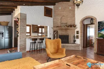 4 bedroom House for Sale in Alozaina-82194