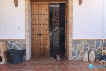 4 bedroom House for Sale in Alozaina-82200