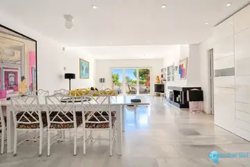 3 bedroom Apartment for Sale in Puerto de Cabopino-86769
