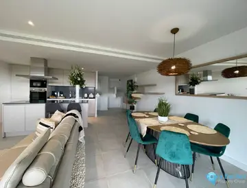 3 bedroom Apartment for Sale in Selwo-86794