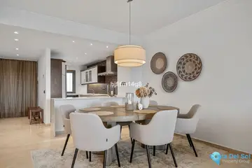2 bedroom Apartment for Sale in Nueva Andalucía-86870