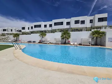 4 bedroom House for Sale in La Cala de Mijas-89205