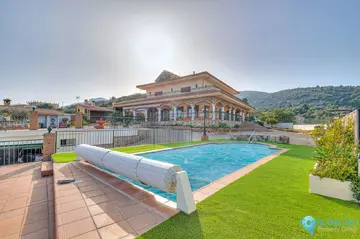 6 bedroom House for Sale in Churriana-87040