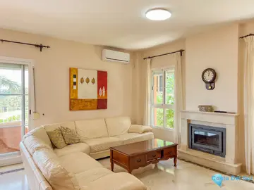 4 bedroom House for Sale in Cerros del Aguila-87065