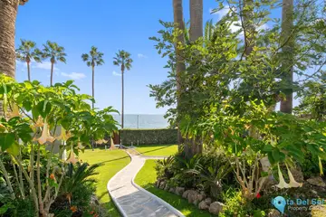 2 bedroom Apartment for Sale in New Golden Mile-89261
