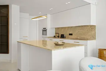 2 bedroom Apartment for Sale in New Golden Mile-89266