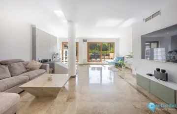 3 bedroom Apartment for Sale in The Golden Mile-87137