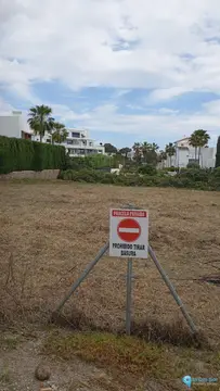 1060m2 Plot for Sale in Estepona-87155