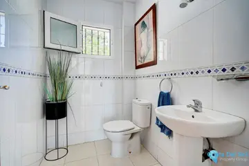 4 bedroom House for Sale in Torreblanca-87320