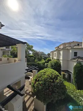 2 bedroom Apartment for Sale in Benahavís-87326