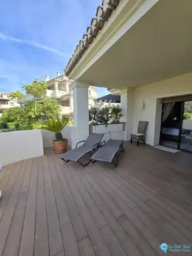2 bedroom Apartment for Sale in Benahavís-87329