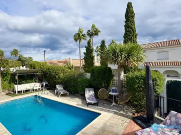4 bedroom House for Sale in La Duquesa-89636