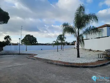 802m2 Plot for Sale in Nueva Andalucía-87434