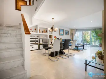 3 bedroom House for Sale in Sierra Blanca-87441