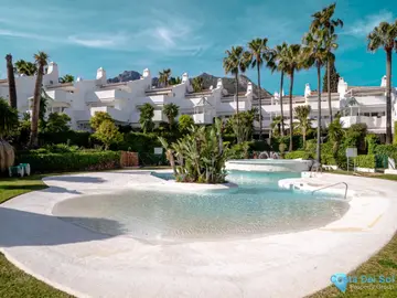 3 bedroom House for Sale in Sierra Blanca-87442