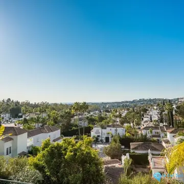 3 bedroom Apartment for Sale in Nueva Andalucía-89701