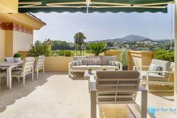 2 bedroom Apartment for Sale in Nueva Andalucía-87507