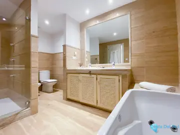 2 bedroom Apartment for Sale in Nueva Andalucía-87537