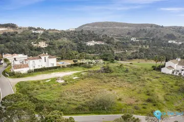 1593m2 Plot for Sale in Benahavís-87541