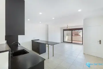 3 bedroom Apartment for Sale in Nueva Andalucía-82268